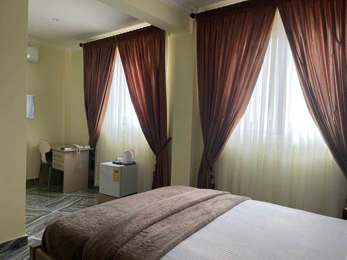Exotic Palace Hotel ทีมา ภายนอก รูปภาพ