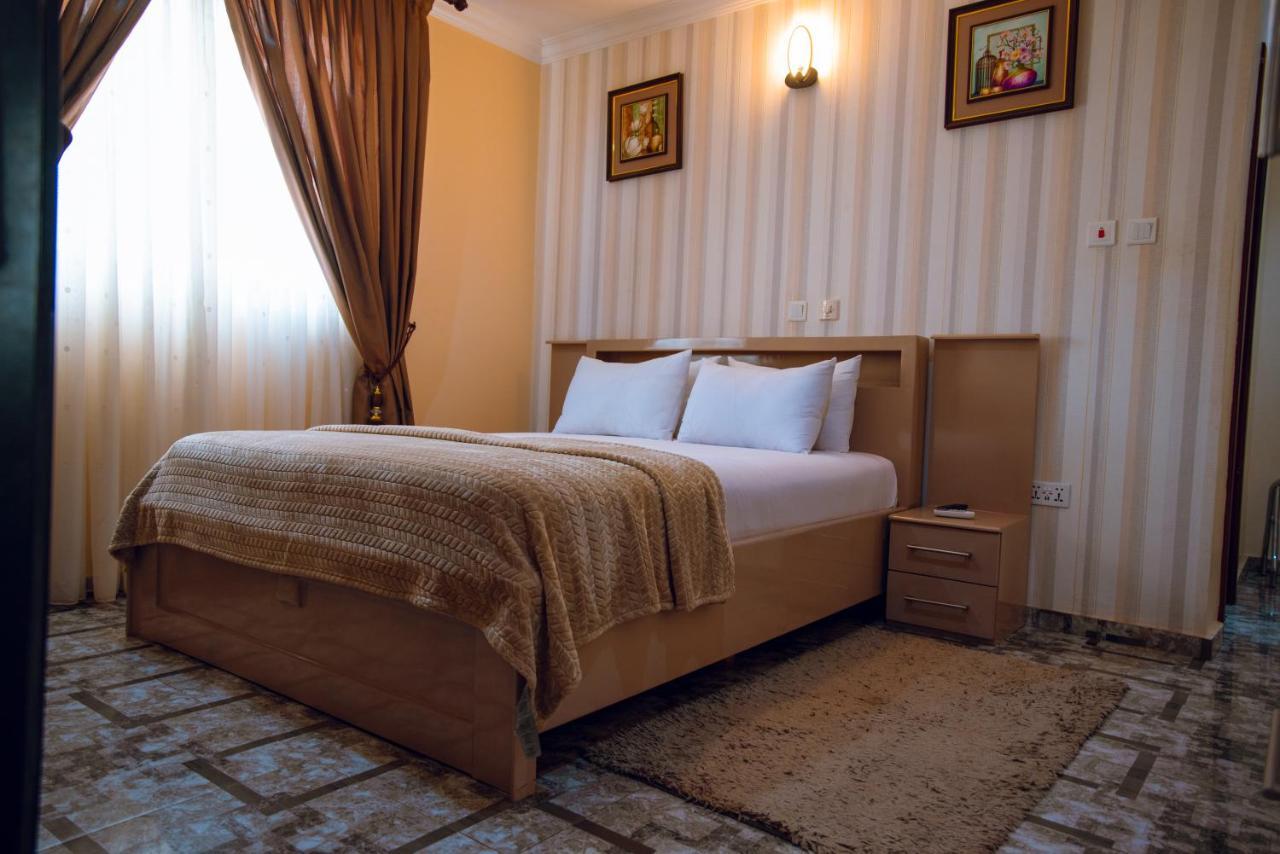 Exotic Palace Hotel ทีมา ภายนอก รูปภาพ